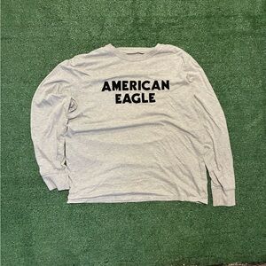 American Eagle Outfitters Light Gray Long Sleeve Tee